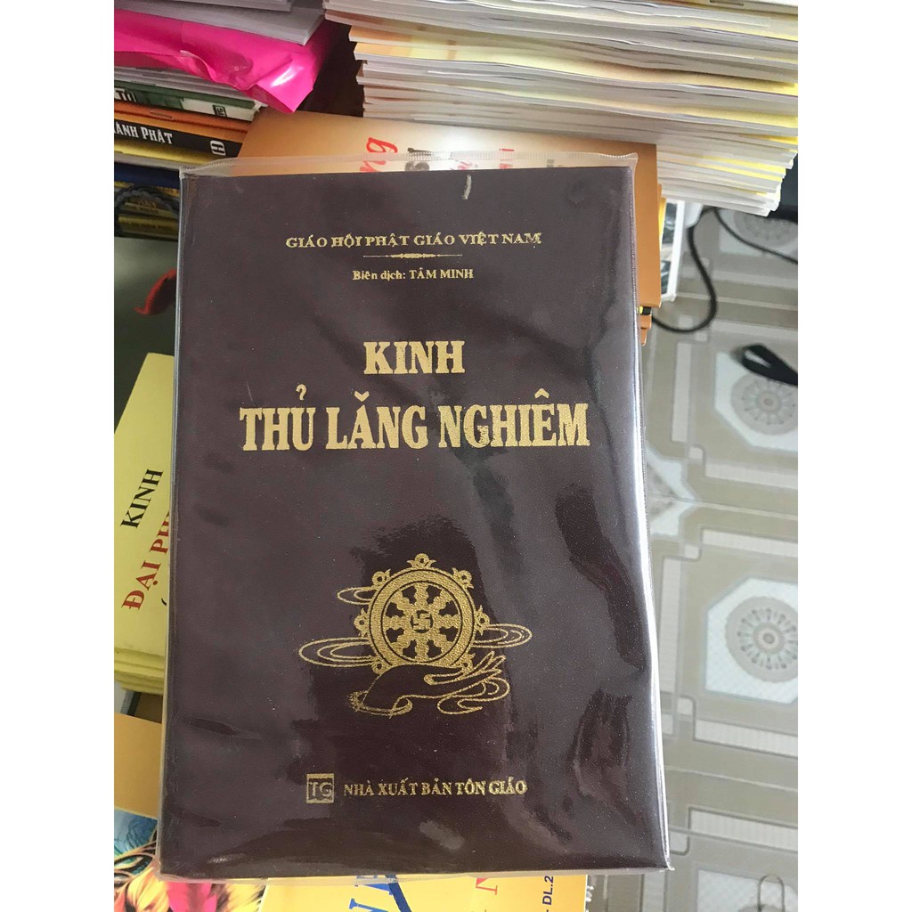 Sách - Kinh thủ lăng nghiêm trọn bộ ( bìa da )