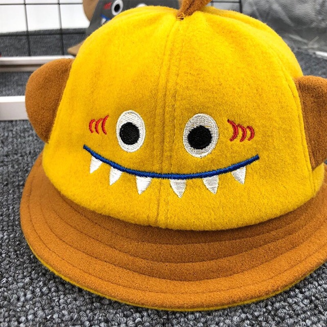 Nón tai bèo hình dĩa bay cho bé