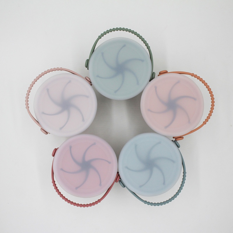 Bộ 5 Món Gồm Yếm Ăn + Bát + Đĩa Hút + Muỗng Cho Bé Sơ Sinh