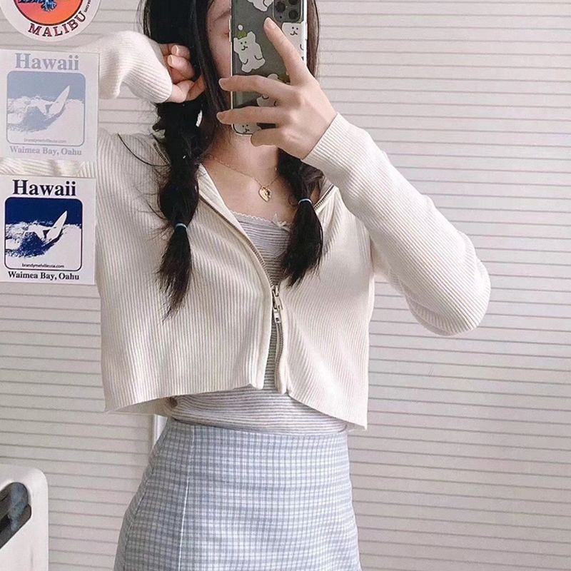 Áo khoác len có nón hàng Qc sẵn hàng | BigBuy360 - bigbuy360.vn