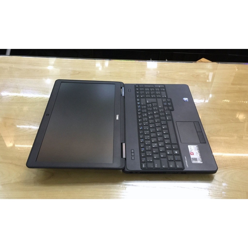 Dell Latitude E5540 (Core Haswell I7 4600U - RAM 4GB - HDD 320GB - VGA rời 2GB - MH 15.6") Đèn bàn phím, Full Options