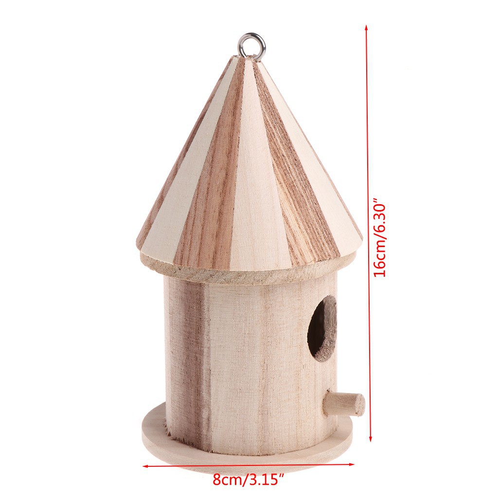 Tổ chim hình lâu đài gỗ xinh xắn