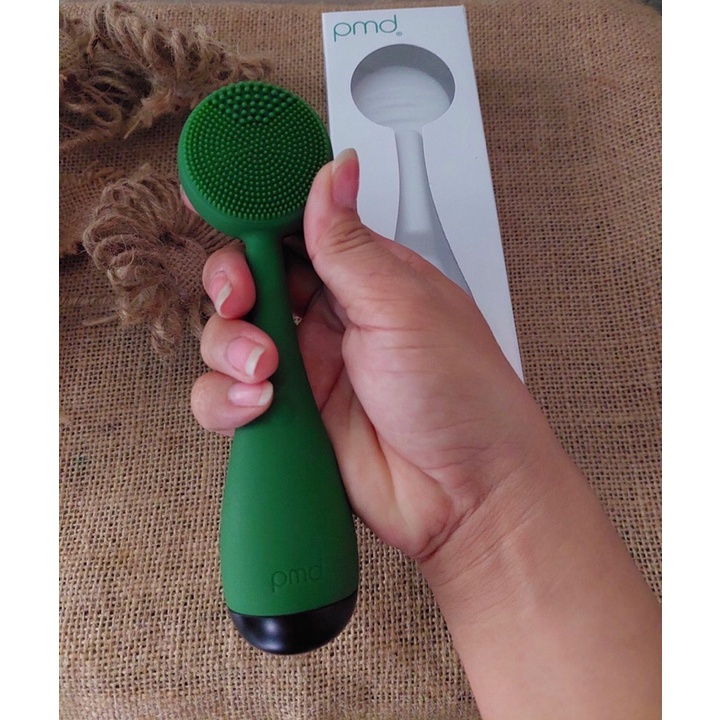 Máy rửa mặt Pmd Clean Smart Facial Cleansing Device - Mỹ