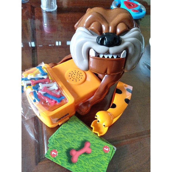 WS5322 BEWARE OF THE DOG 🐕- Đồ chơi gắp xương chó Bull