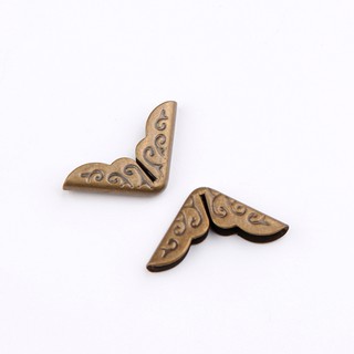 Bịt Góc Vuông Họa Tiết  - Bịt Góc Vuông Họa Tiết  13*13mm Trang Trí Các Đồ Nội Thất, Bịt Các Góc Sắc Nhọn