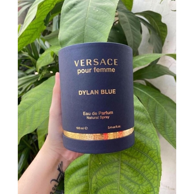 𝐍ướ𝐜 𝐡𝐨𝐚 𝐧ữ 𝐕𝐞𝐫𝐬𝐚𝐜𝐞 𝐏𝐨𝐮𝐫 𝐅𝐞𝐦𝐦𝐞 𝐃𝐲𝐥𝐚𝐧 𝐁𝐥𝐮𝐞 𝐄𝐃𝐏 𝐪𝐮𝐲ế𝐧 𝐫ũ 𝟏𝟎𝐦𝐥 (𝐜𝐡𝐢ế𝐭)