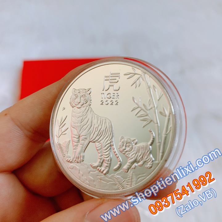 Cặp xu Úc mạ vàng, mạ bạc hình con HỔ (Cọp) + Hộp nhung sang trọng - Quà Lì Xì Tết 2022