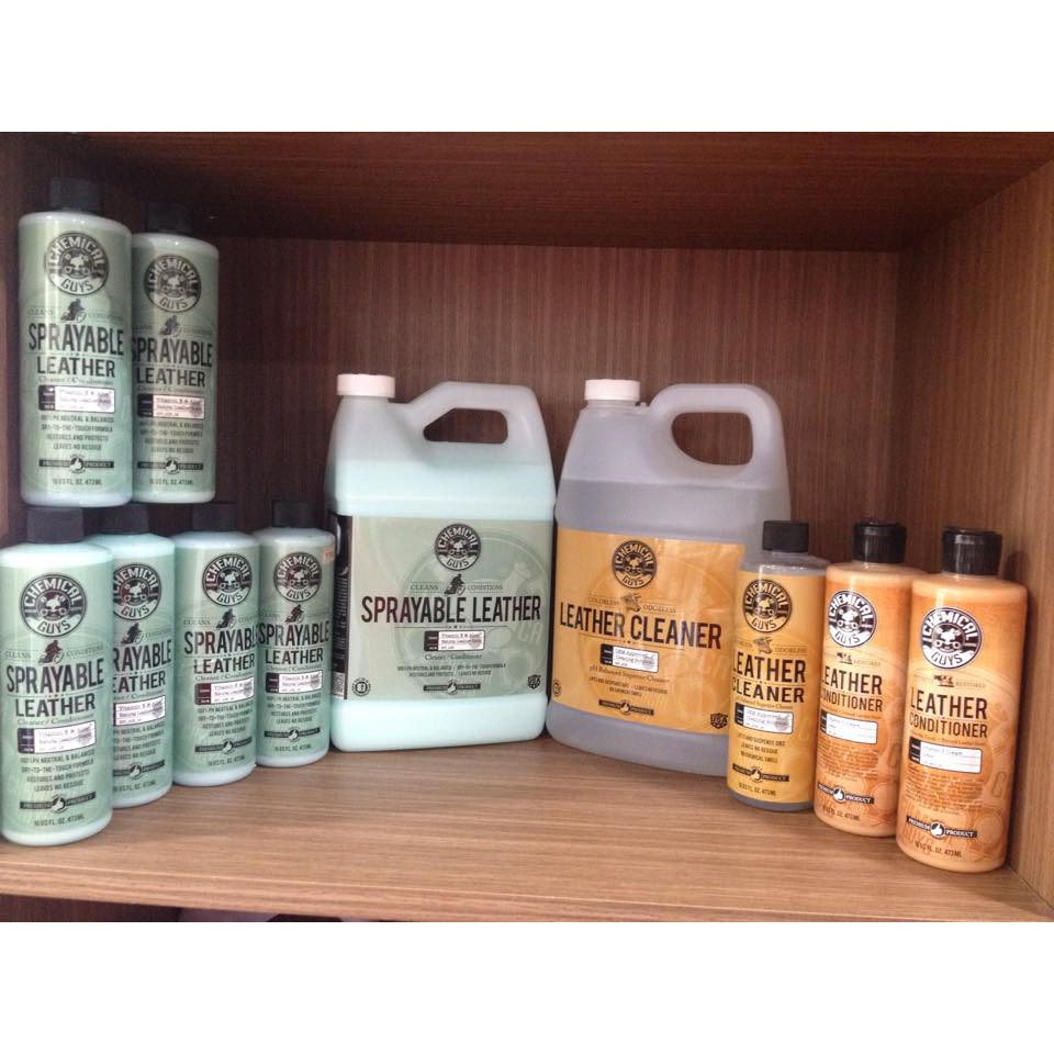 Chai vệ sinh nhanh và dưỡng ghế da 2 trong 1 Chemical Guys Sprayable Leather Cleaner & Conditioner - 478ml.