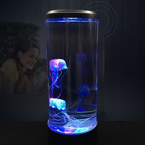 Đèn ngủ con sứa Windoo bơi lội sinh động đổi màu có điều khiển từ xa