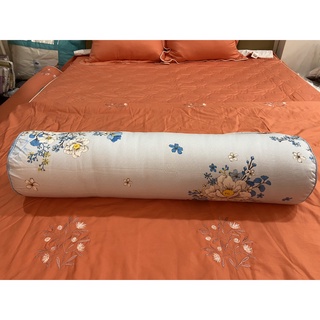 Vỏ gối ôm Everon nhỏ 60*80 ố thanh lý