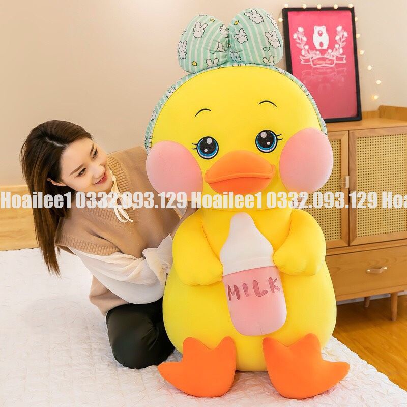 Gấu bông Vịt má hồng ôm bình sữa mẫu thú nhồi bông siêu hot hit hàng cao cấp kích thước 45cm 65cm 90cm