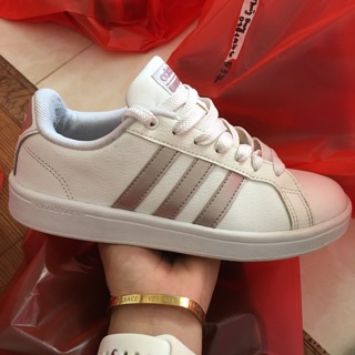 Giày thể thao nữ hàng thùng