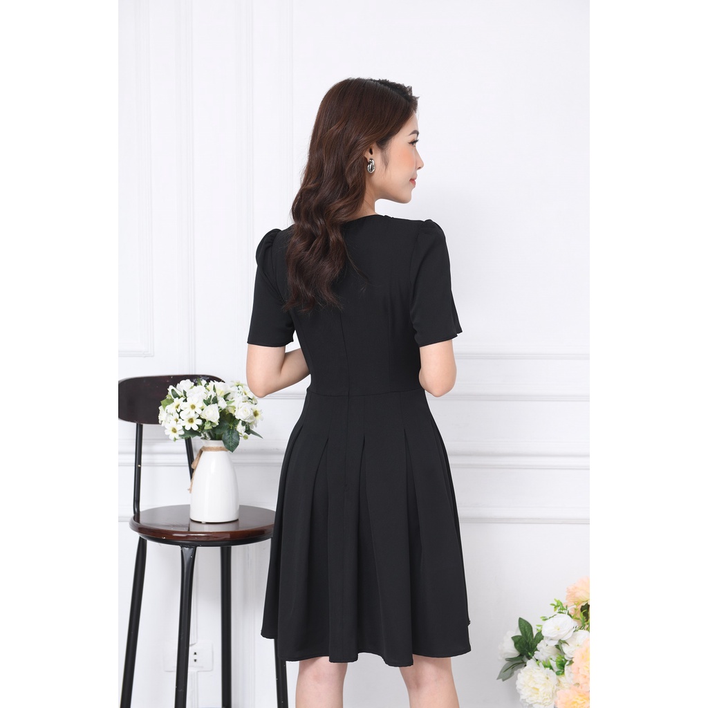Váy thiết kế công sở cao cấp cổ tròn eo nhấn chỉ Bella Dress đẹp xuất sắc Shop sale lỗ lấy tương tác | BigBuy360 - bigbuy360.vn