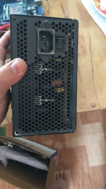 Nguồn cst Thermaltake Lt-450NL nguyên tem chính hang