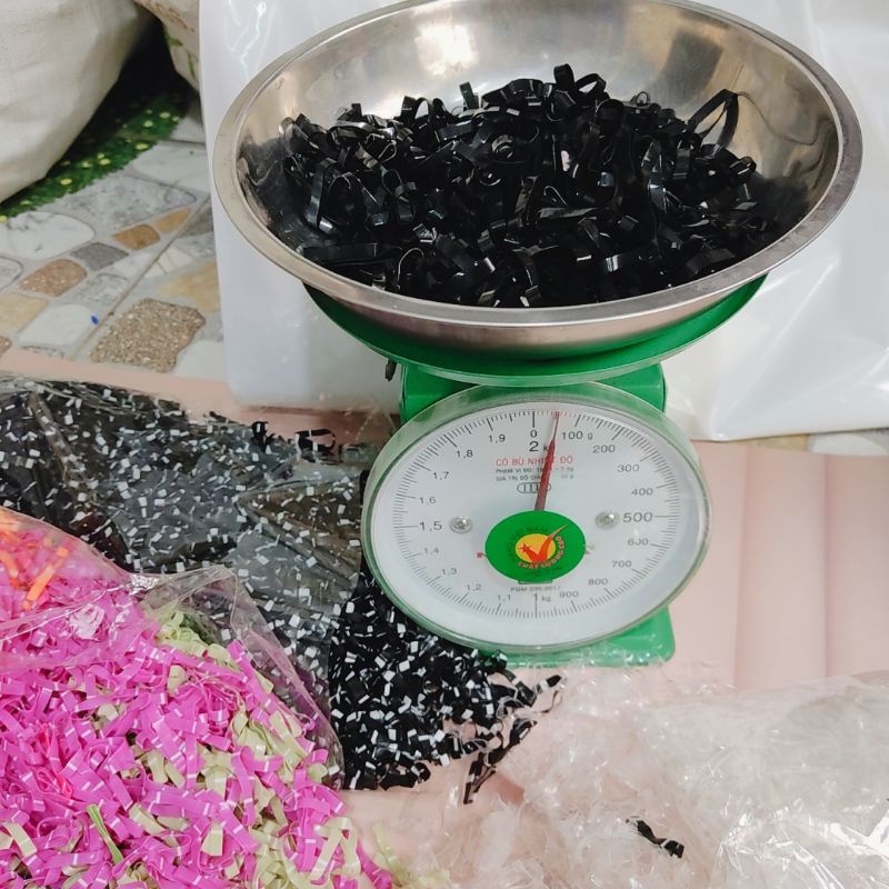Thun cột tóc đen,nhiều màu,trong suốt