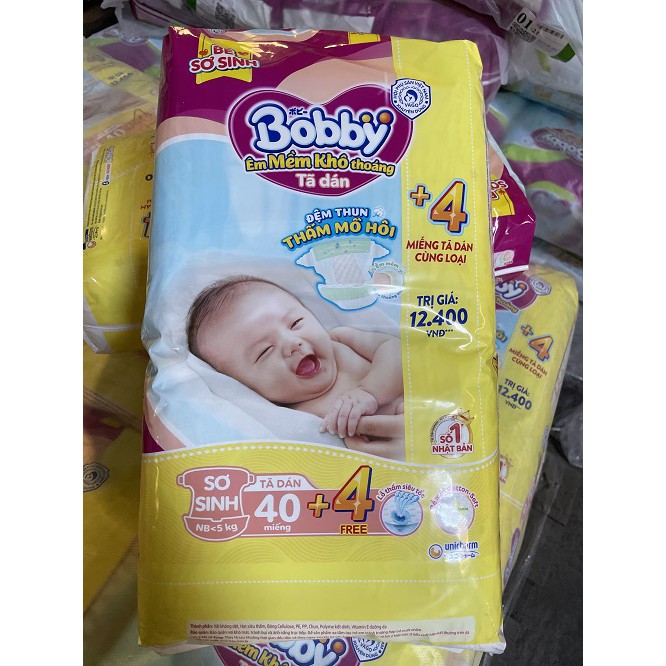 Tã dán Bobby sơ sinh đệm thun thấm mồ hôi size XS 40 miếng cho bé dưới 5KG(hàng tặng miếng thay đổi theo đợt )