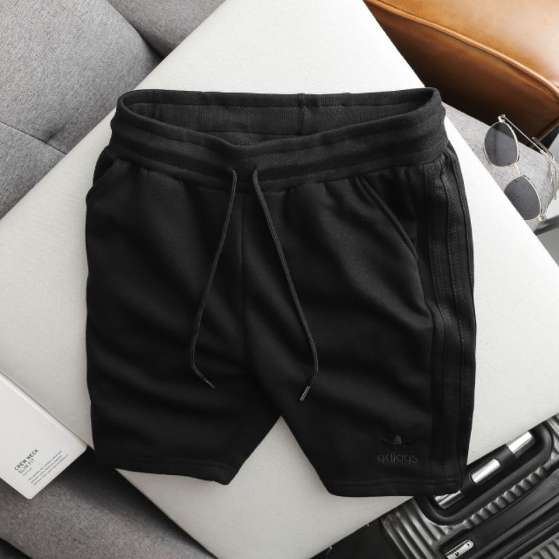 quần Adidas Orginals Short With Three Stripe. Cotton 100% xịn | BigBuy360 - bigbuy360.vn