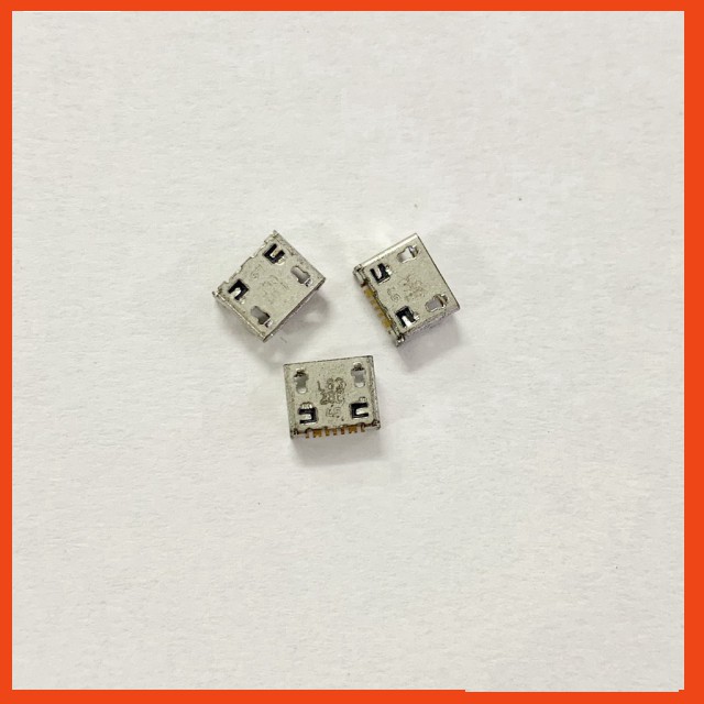 Chân sạc điện thoại Oppo R831 hàn vào main