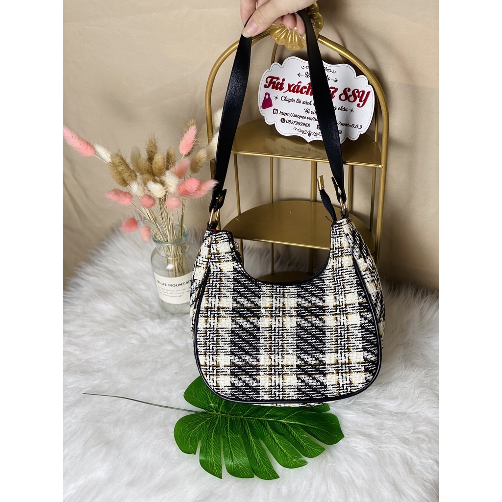 Túi xách nữ đeo chéo bầu kẻ ô đẹp Hot Trend 2022