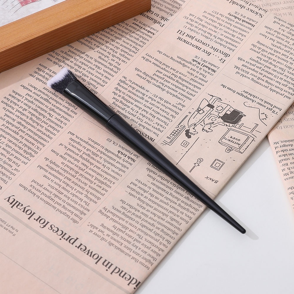 Cọ Trang Điểm Che Khuyết Điểm Hai Đầu KVD40