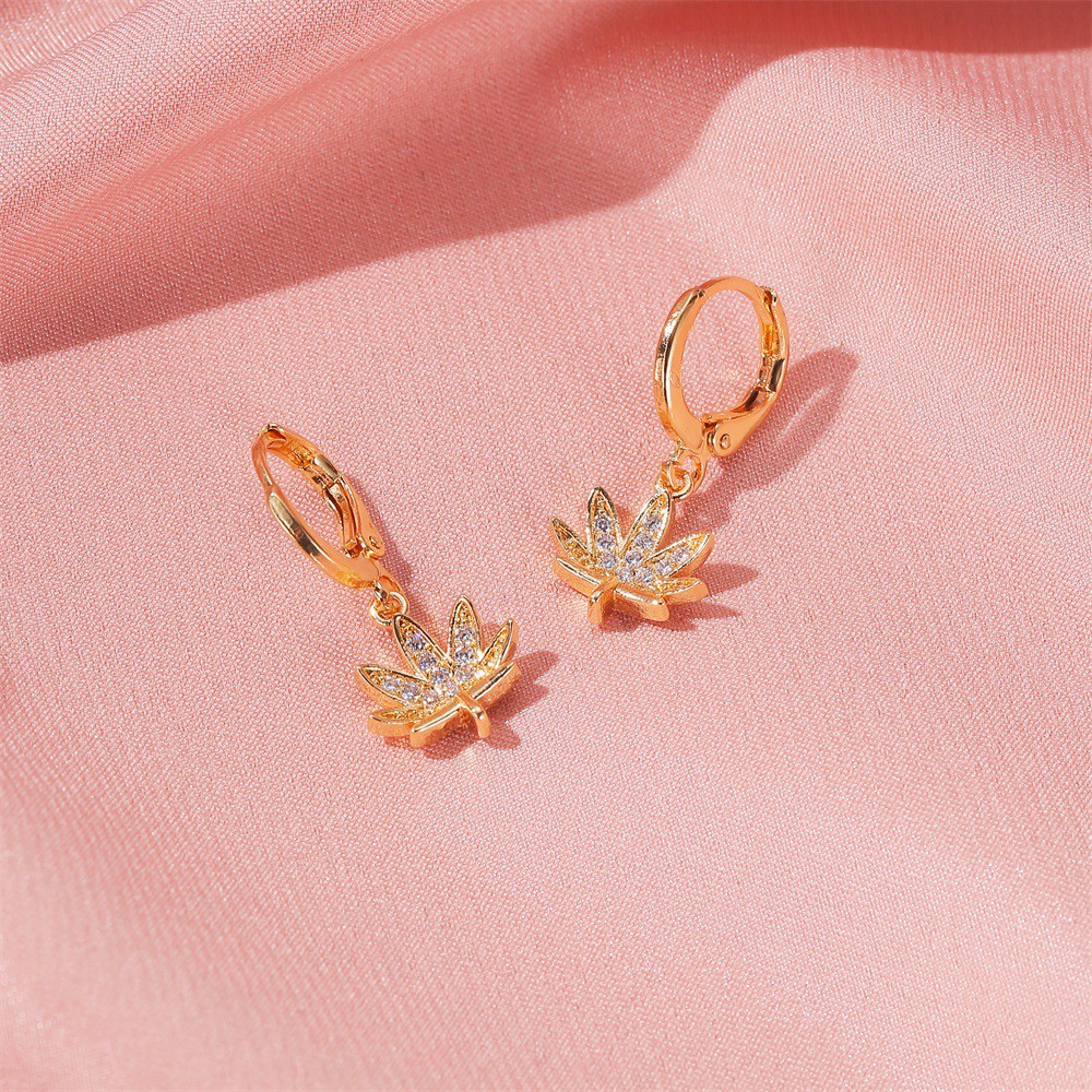 Khuyên tai đính kim cương giả phong cách Hàn Quốc sang trọng cho nữ