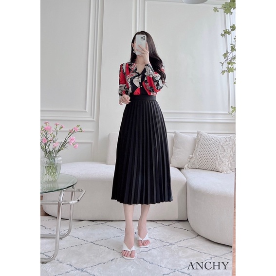 AS005 - Chân váy dập ly đen trắng