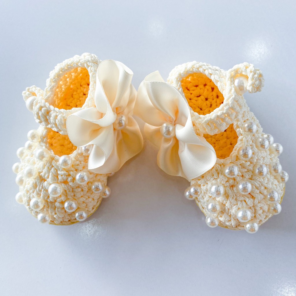 Giày tập đi, giày len handmade cho bé đầy tháng, thôi nôi