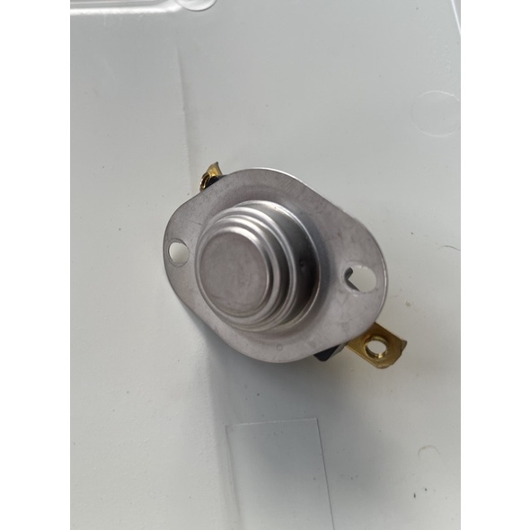 Rờ le nhiệt máy nước nóng