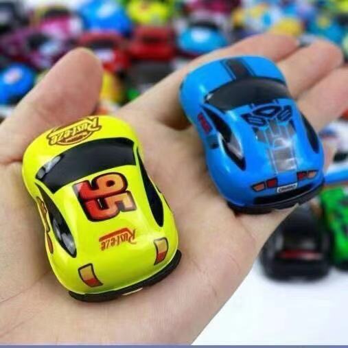 Đồ chơi xe kéo lùi cho trẻ em