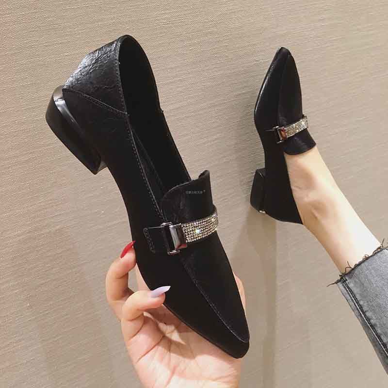 mới năm 2021 bán trướcLaoFu Spring and autumn women s shoes with hundreds of low small leather can be thick single po11