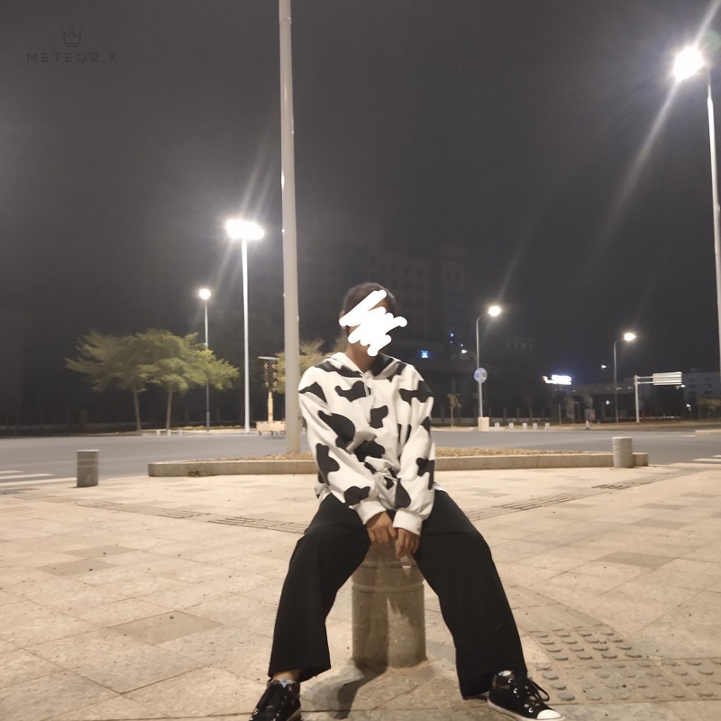 Áo Khoác Nữ Tay Dài Họa Tiết Da Bò Có Mũ Trùm Đầu Thoải Mái Cá Tính Thời Trang | BigBuy360 - bigbuy360.vn