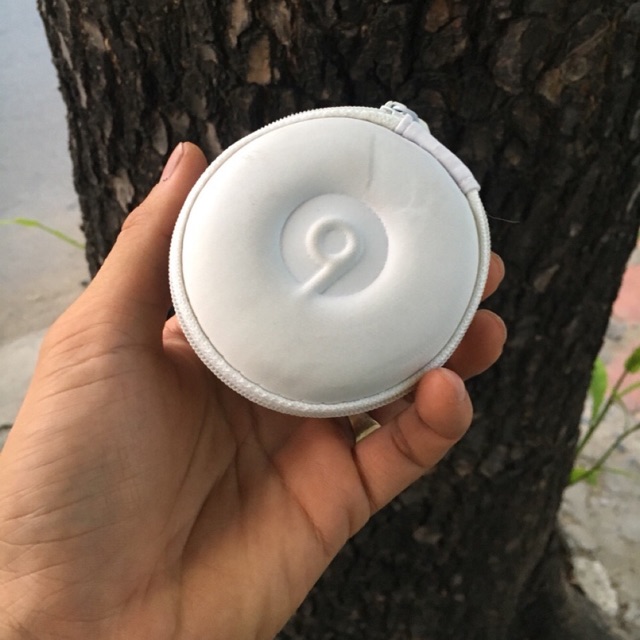 Hộp đựng tai nghe thanh lý