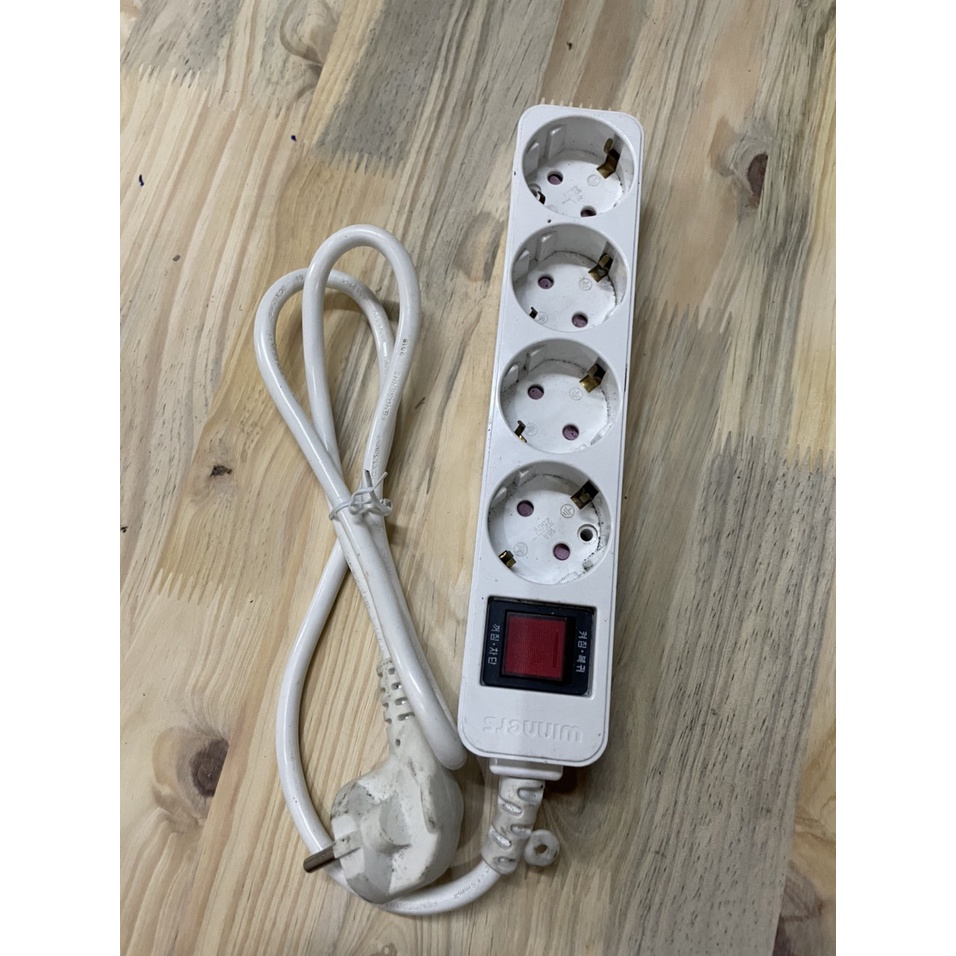 Ổ Cắm 4 Cổng Của Hàn Quốc  Thiết Kế Chắc Chắn, An Toàn Dây Dài 1,5m