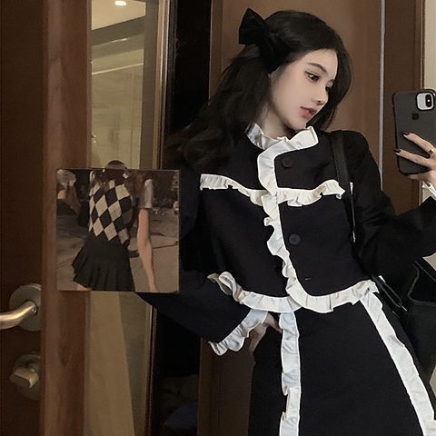 Bộ Đồ Thời Trang Mùa Thu Phối Bèo Màu Tương Phản Dễ Phối Đồ Cho Nữ