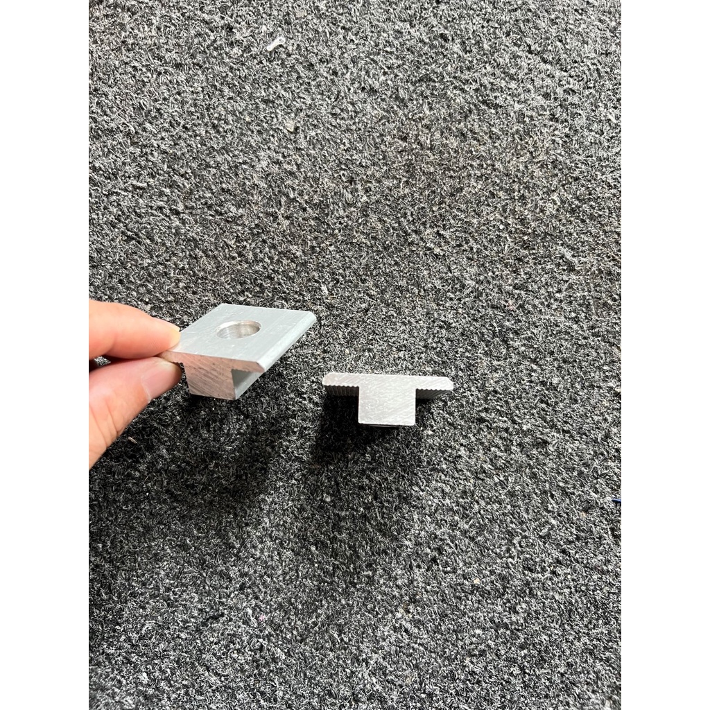 Kẹp giữa tấm pin năng lượng mặt trời  30mm,35mm,40mm chất liệu nhôm AL6005-T5