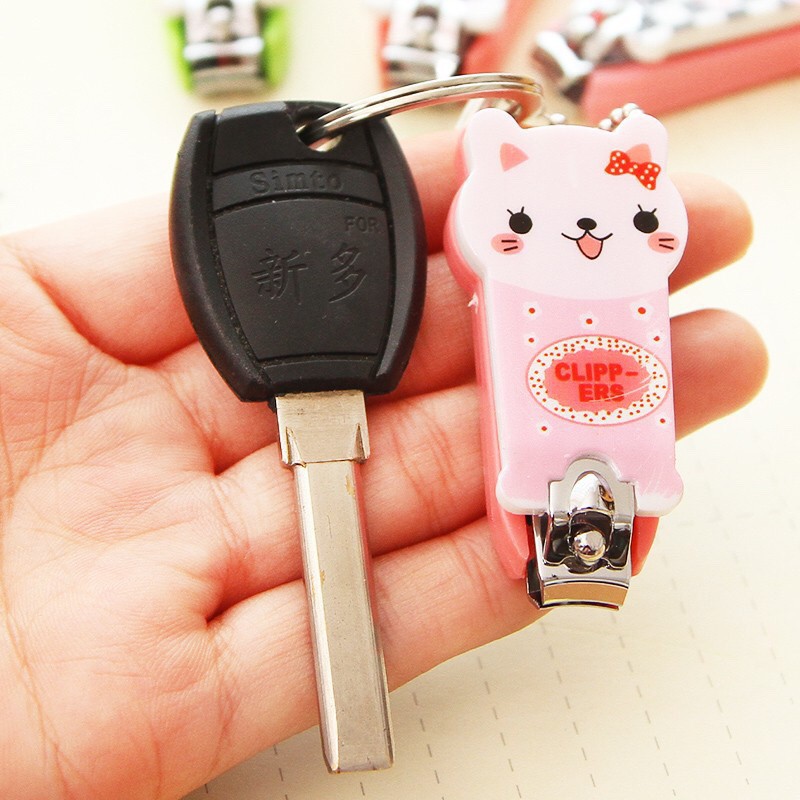 Cắt móng tay hình gấu kute cho bé