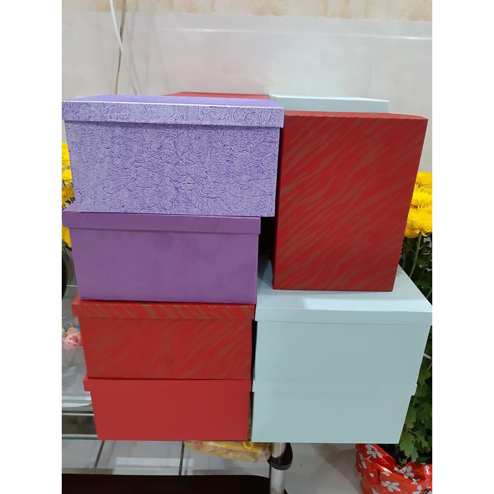 Hộp Chữ nhật đựng quà  size 20x30cm và hạt xốp trang trí : 120k | BigBuy360 - bigbuy360.vn