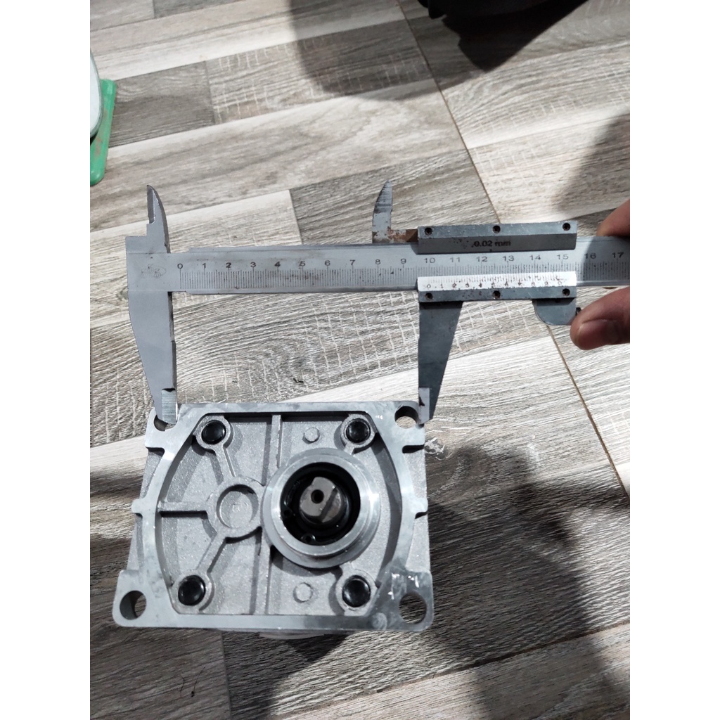 Bơm ben 316 cá ngắn hoặc then