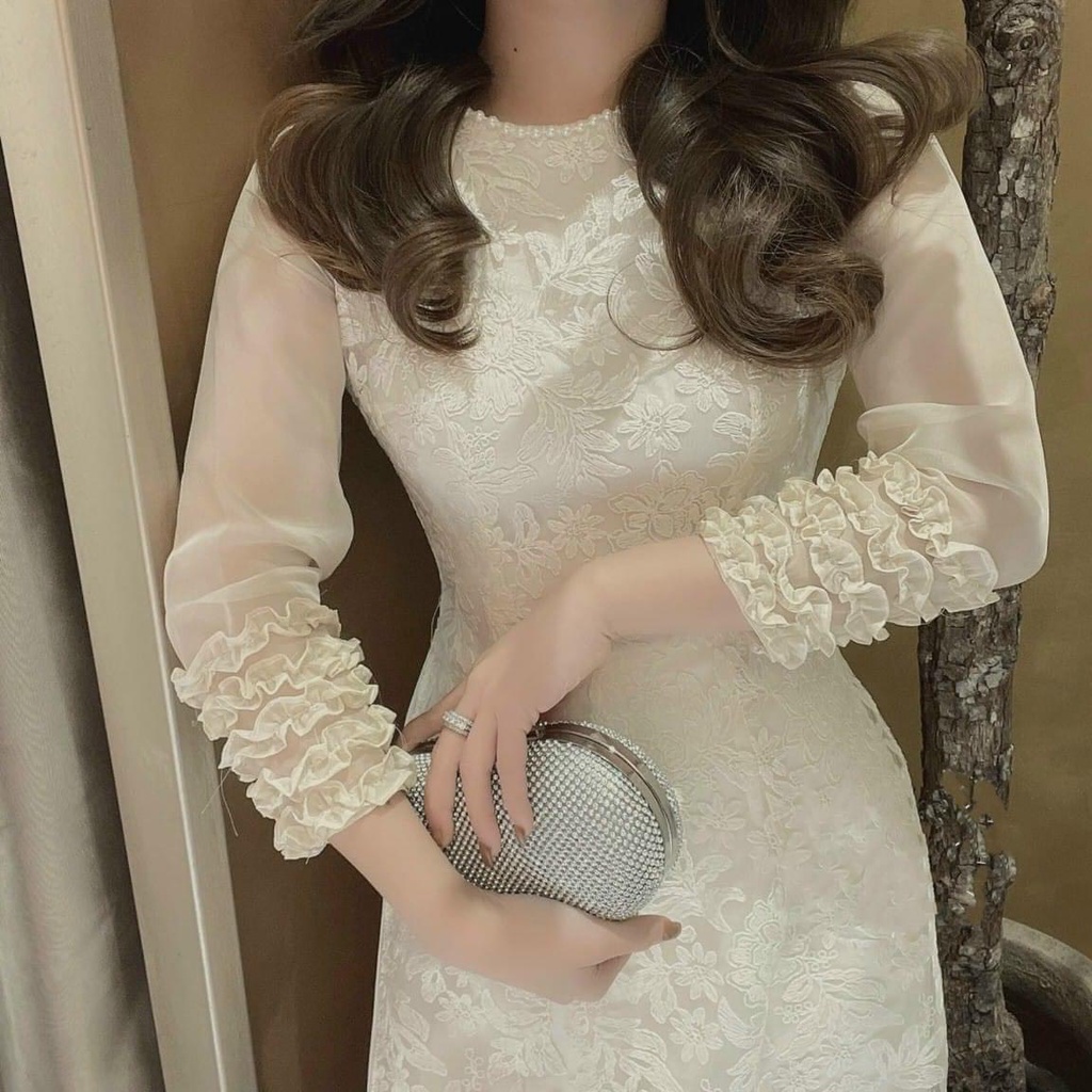 Áo dài cách tấn ren thêu 4 tà , tay voon nhún bèo , áo dài may sẵn cao cấp