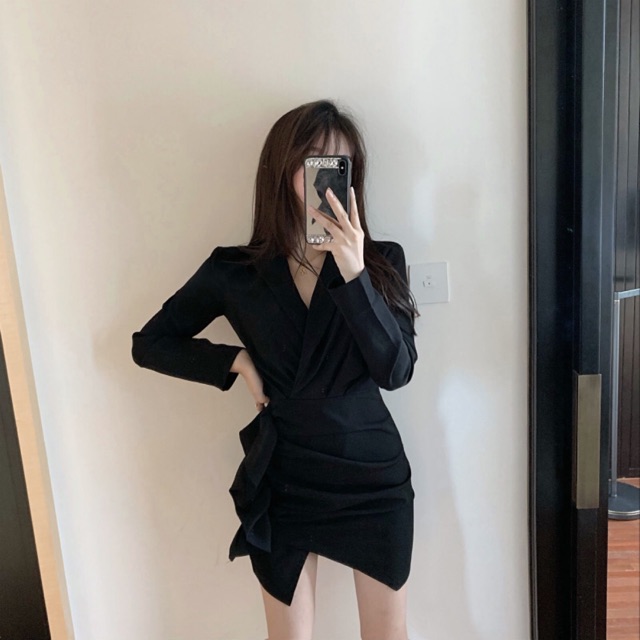 Đầm dáng vest nhún bèo đen
