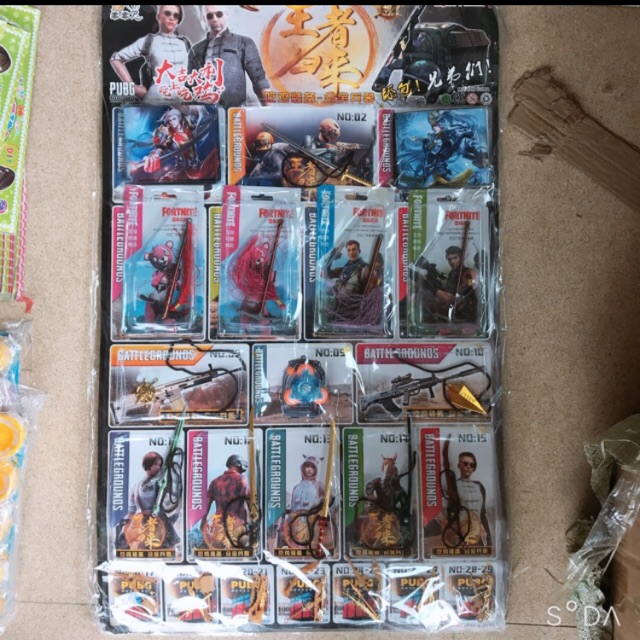 Vỉ thưởng kiếm sắt