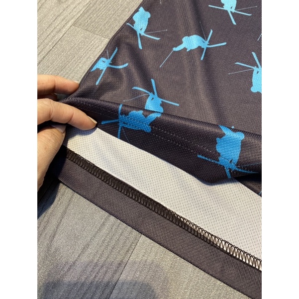 Áo thể thao nam hoạ tiết size L âu