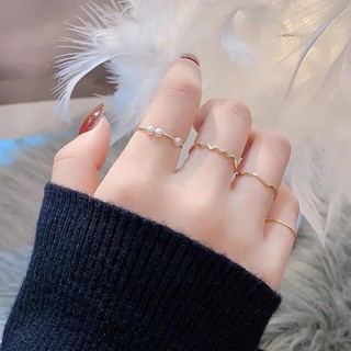 Set nhẫn 5 món đính 3 hạt