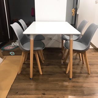 Ghế đệm Eames nhập khẩu (gh05)