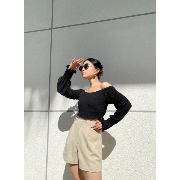 Quần short ngắn cơ bản xếp li thời trang GAGO màu kem GO3794