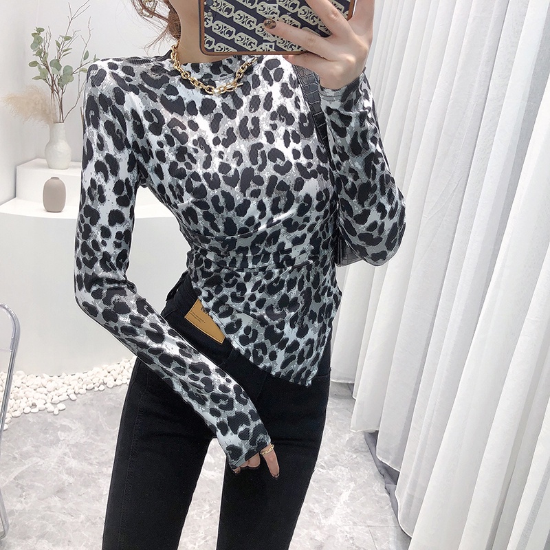 Áo thun tay dài họa tiết da báo thời trang mùa thu dễ phối đồ