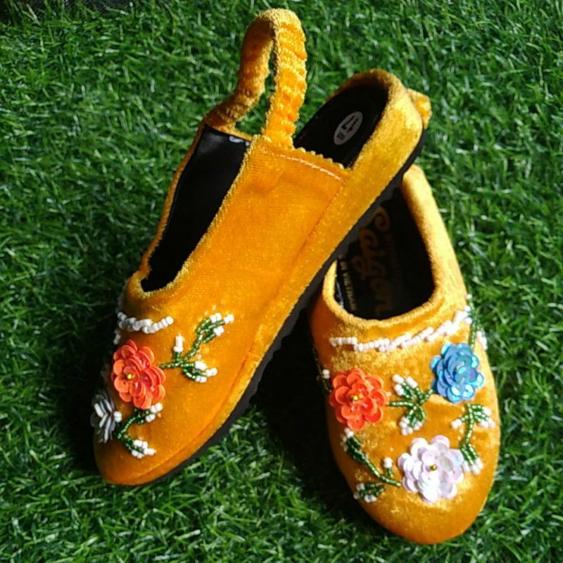 HÀI NHUNG KẾT HOA DÀNH CHO BÉ GÁI