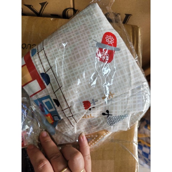 Tấm drap bao nệm hình con vật 62 x 110