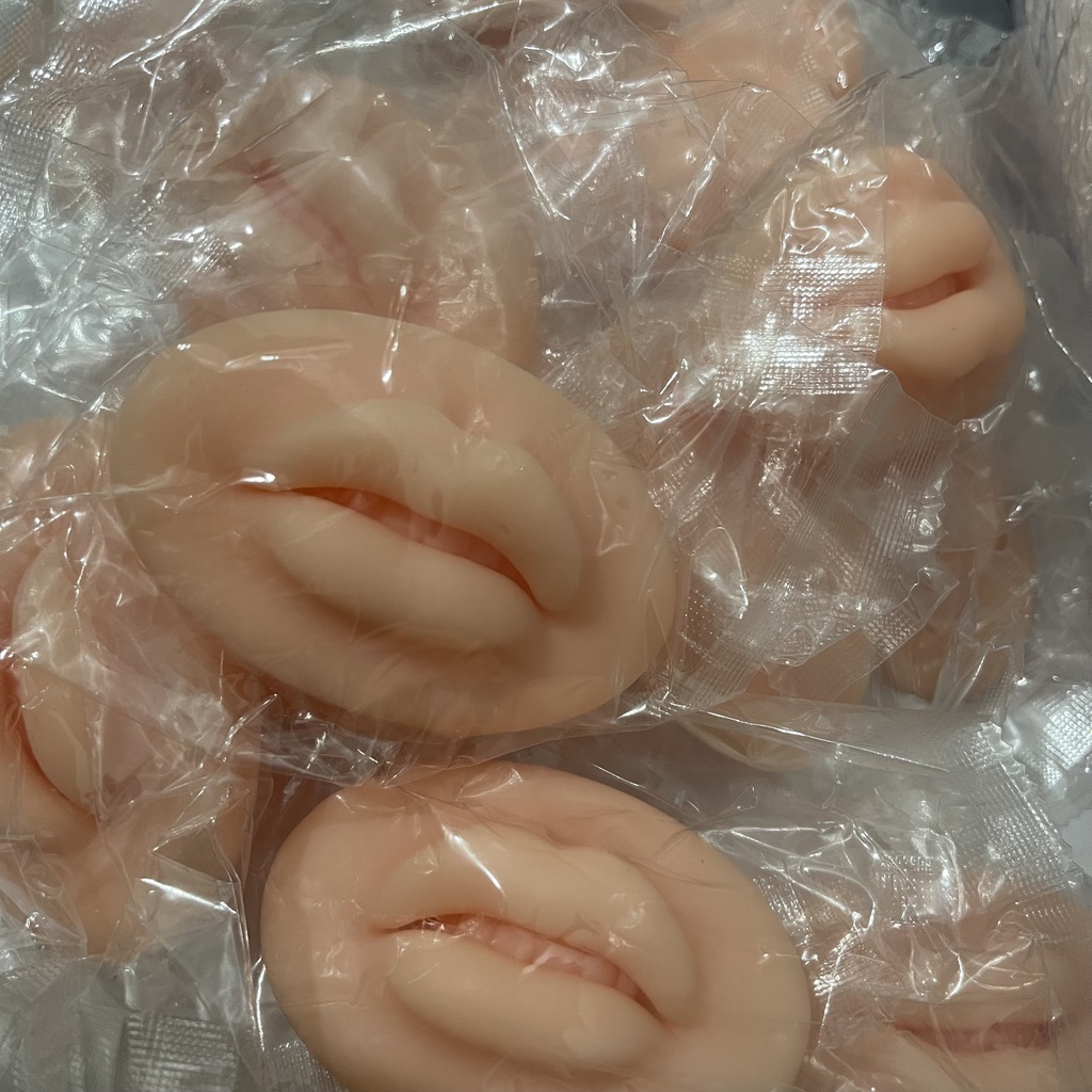 Môi 5D silicon tập luyện phun xăm