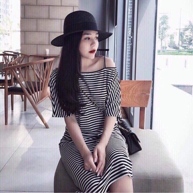 Váy lệch vai